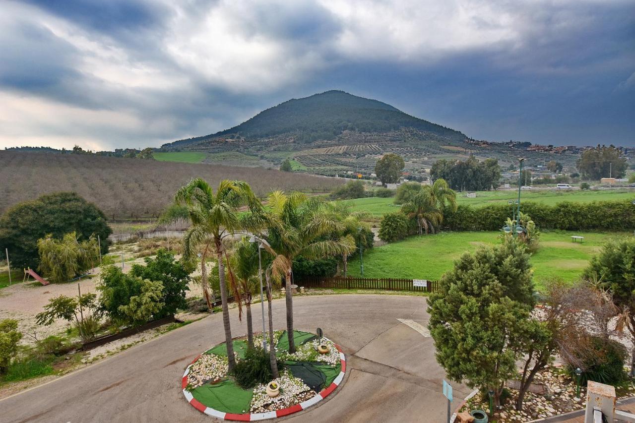Pearl Of The Valley Hotel Kfar Tavor Exteriér fotografie